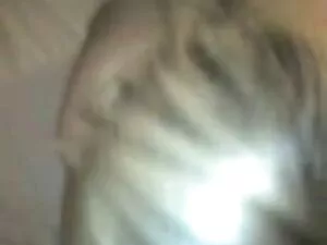 Kleine porno video r ...