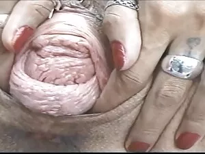 Bigtitted ladyboy Sc ...