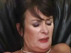 BBW Beschnitten Dick ...
